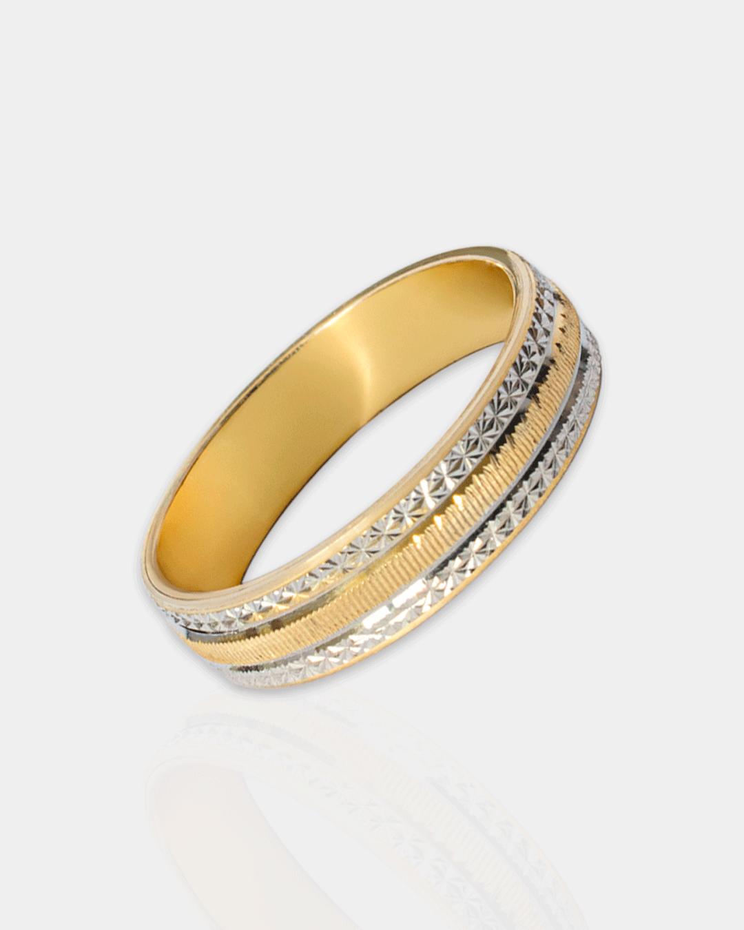 Argolla de Matrimonio en Oro Amarillo y Blanco con Grabado Geométrico