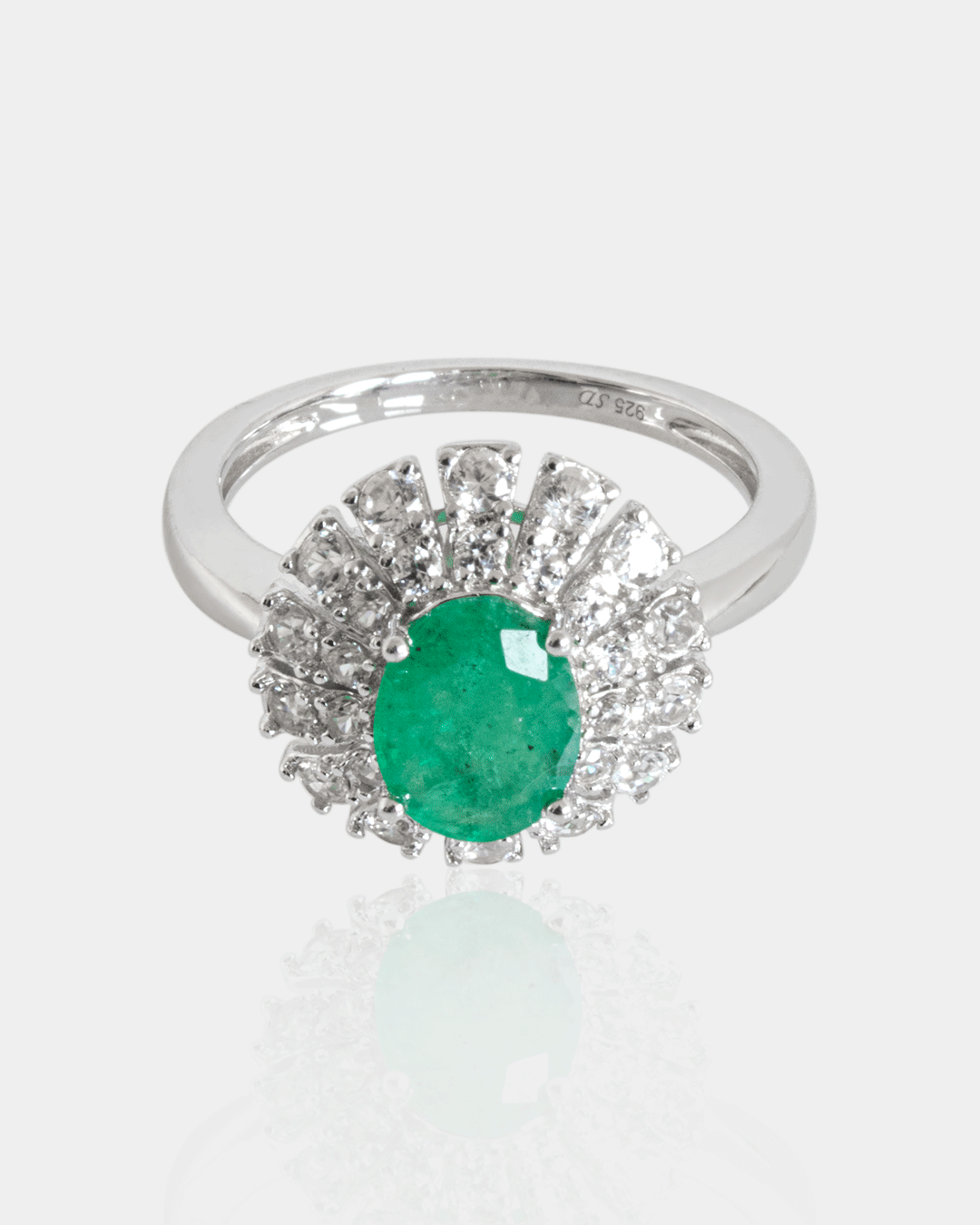 Anillo de Plata con Esmeralda