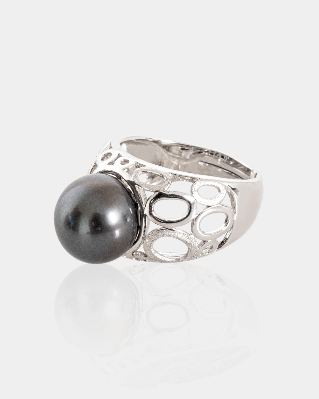 Anillo de Plata con Perla Negra