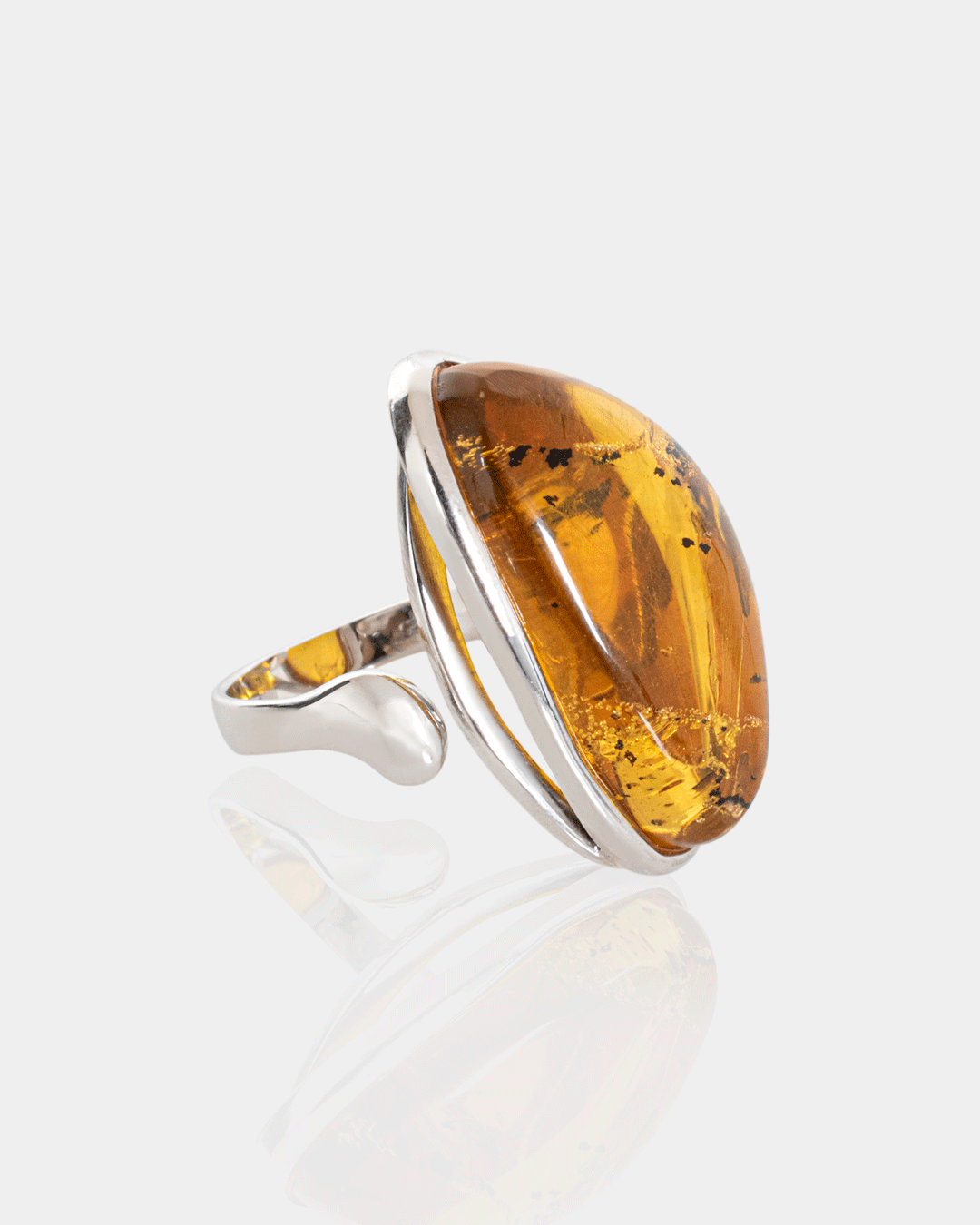 Anillo de Plata con Ámbar