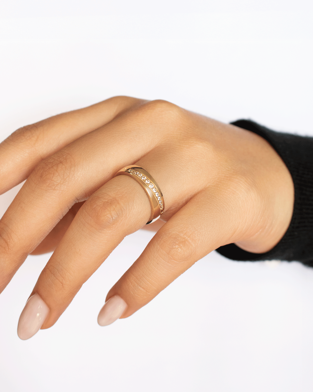 Argolla de Matrimonio en Oro Amarillo con Zirconias