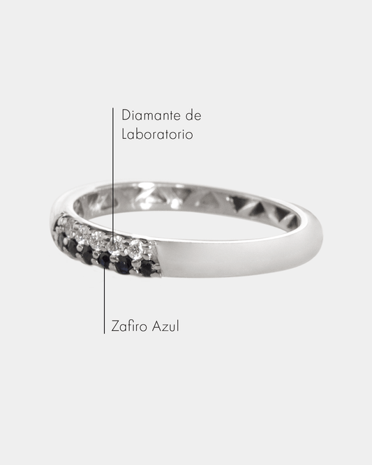 Anillo de Oro con Diamantes y Zafiro Azul