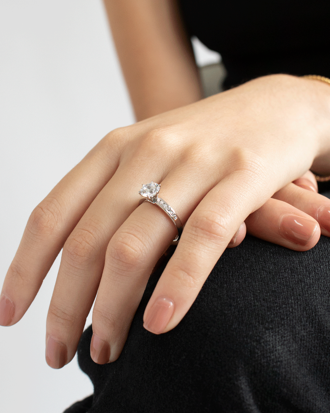 Anillo de Compromiso Moderno