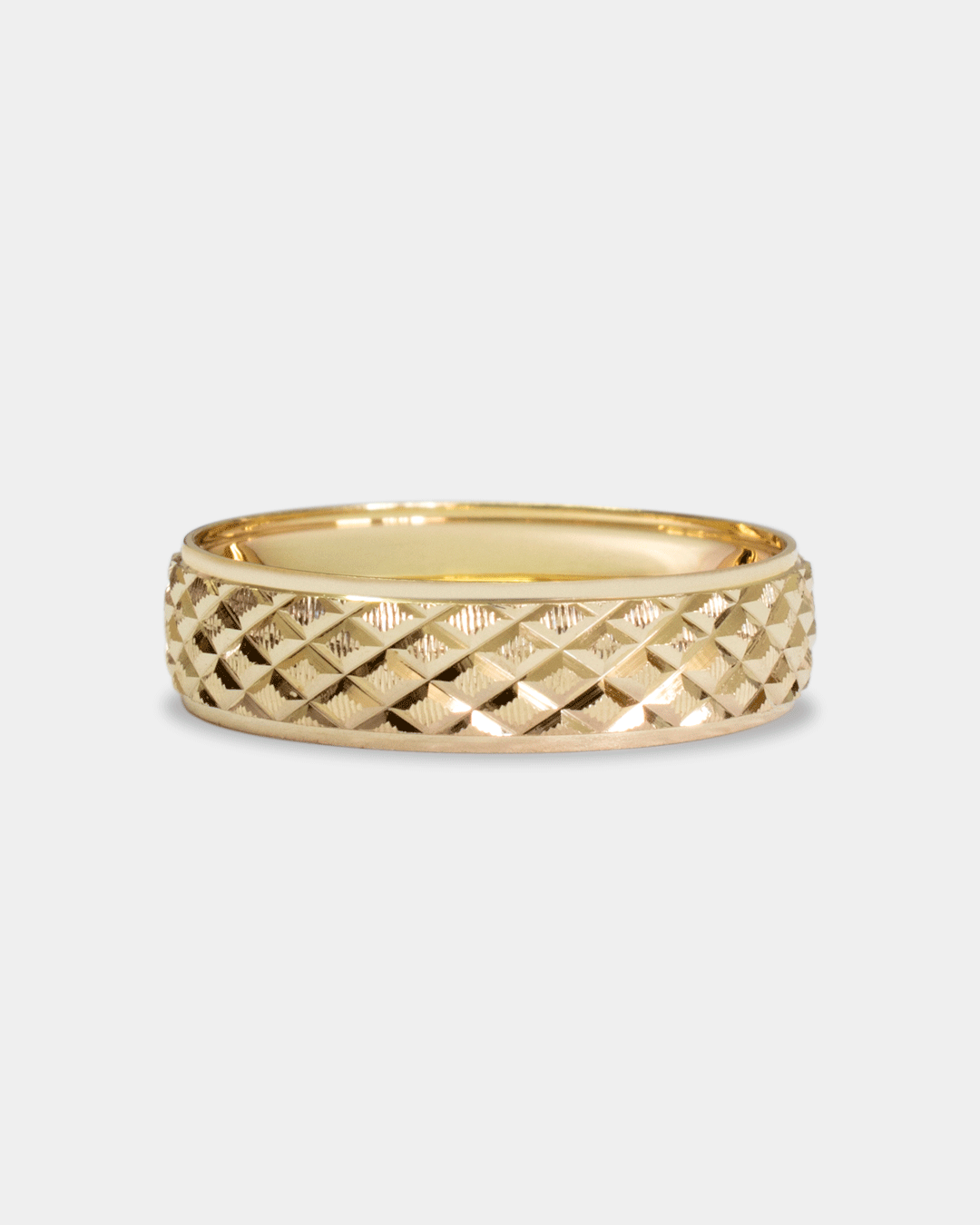 Argolla de Matrimonio de Oro Amarillo con Grabado en Rombo