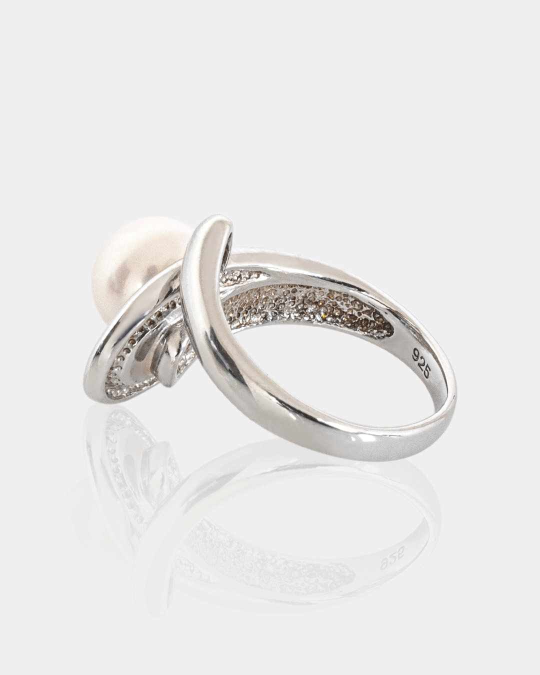 Anillo de Plata con Perla Blanca