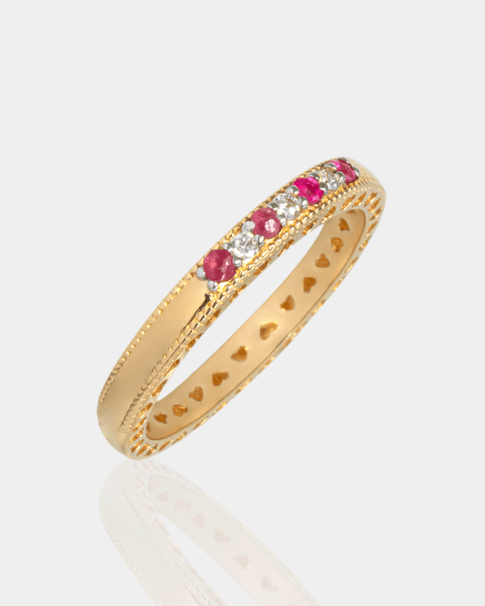 Anillo de Oro con Diamantes y Rubí