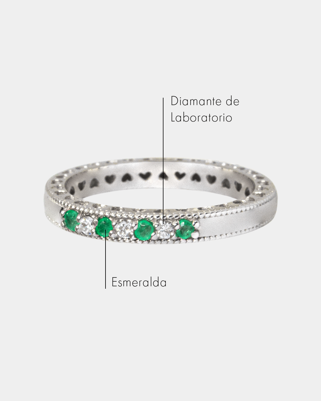 Anillo de Oro con Diamantes y Esmeralda