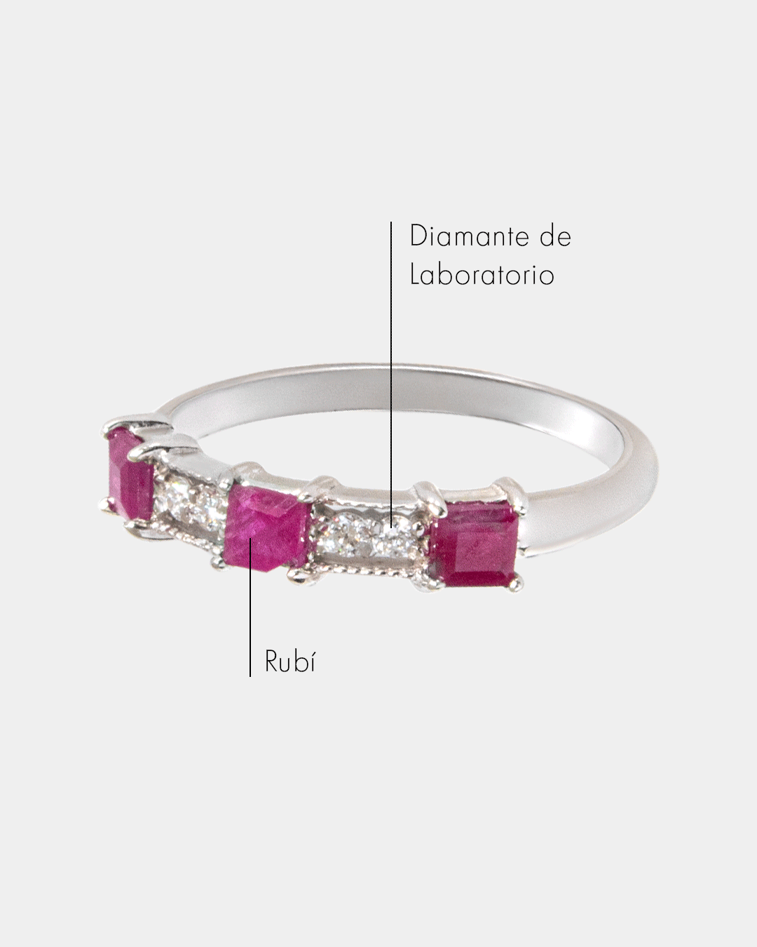 Anillo de Oro con Diamantes y Rubí