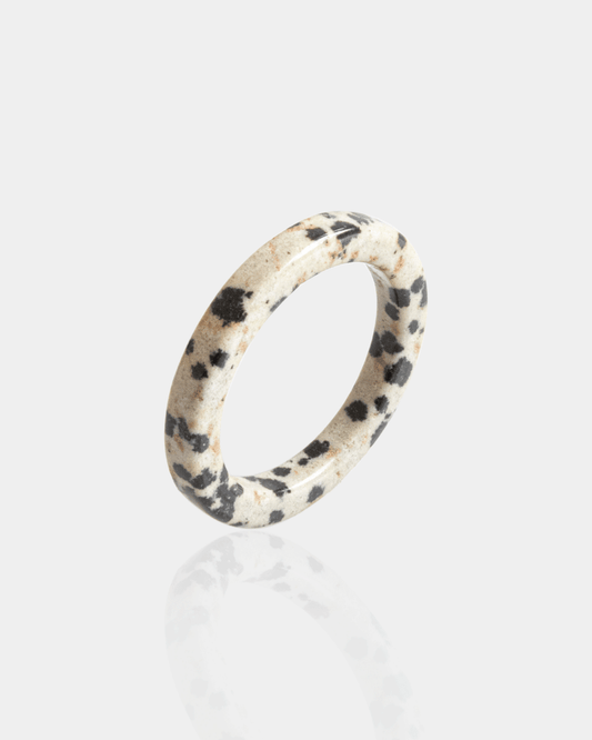 Anillo de Piedra Natural Jaspe Dálmata Delgado